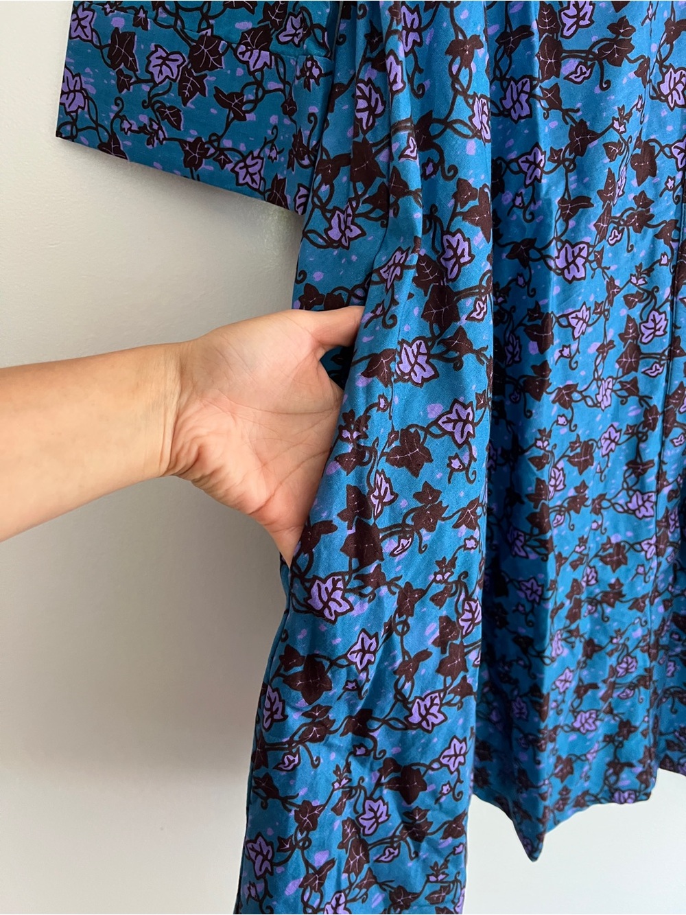 Zuri Kenya Blue Floral Print Cotton Shirt Dress Size XL NWT Made in Kenya - Picture 6 of 6